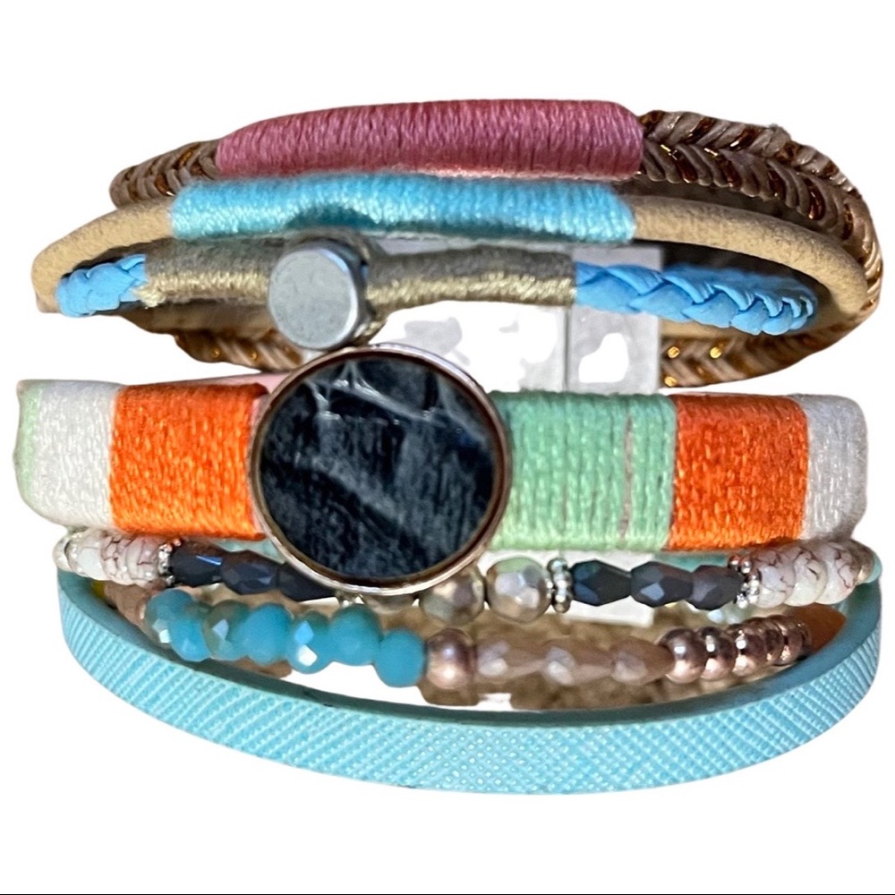 5/$20 Multicolor bracelet with magnetic clasp, adjustable
